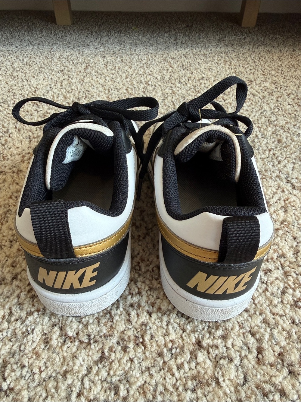 Nike Dunks - Picture 2 of 5